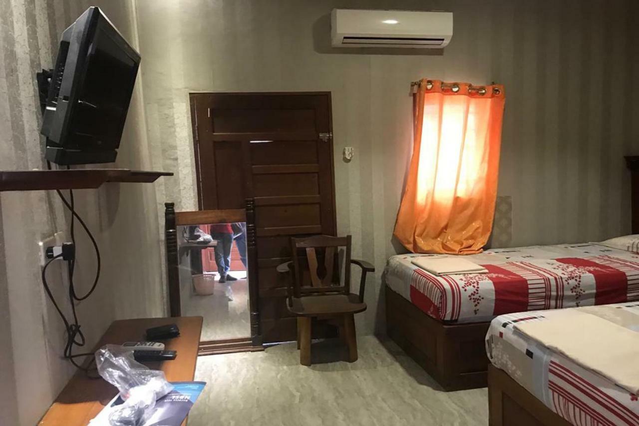 Oyo 1752 Hotel Wisata Kisaran Kültér fotó