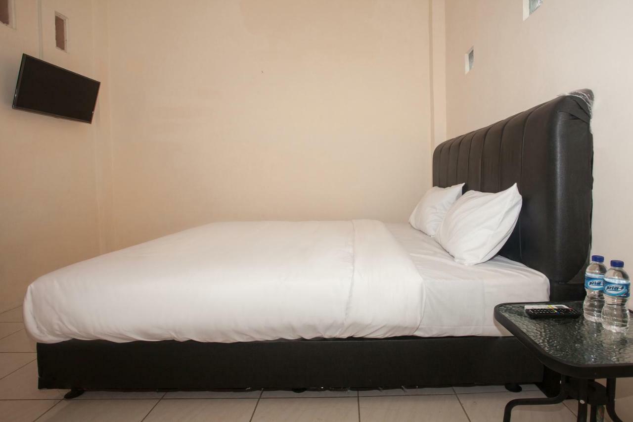 Oyo 1752 Hotel Wisata Kisaran Kültér fotó